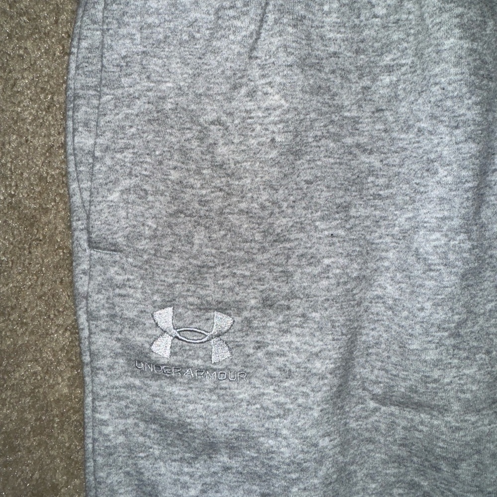 Under armor men’s pants size medium